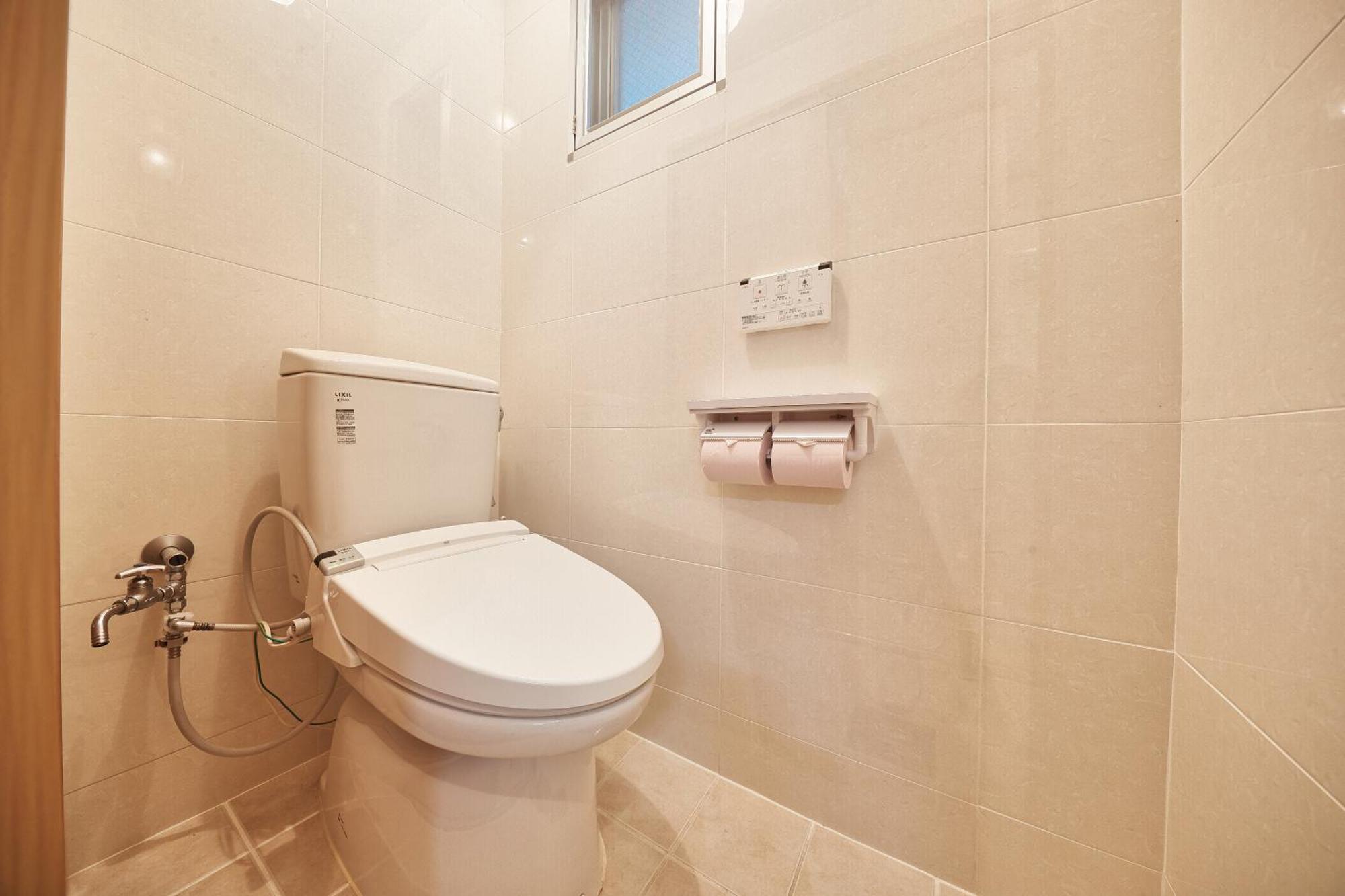Freedomhillsフリーダムヒルズa棟 Apartment Tomigusuku ภายนอก รูปภาพ